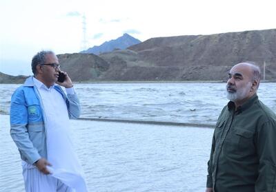 مدیران سیستان و بلوچستان در مناطق درگیر سیلاب به خط شدند - تسنیم