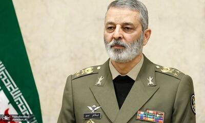 توضیح فرمانده کل ارتش درباره صدای انفجار شنیده شده در اصفهان: تیراندازی به چند شیء پرنده انجام شد/ رژیم صهیونیستی قبلاً واکنش ما را دیده است