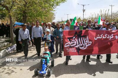 راهپیمایی مردم بجنورد در حمایت از عملیات «وعده صادق»