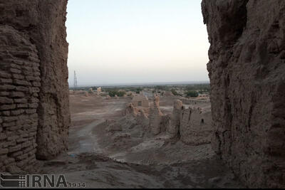 آسیب به بناهای تاریخی سیستان و بلوچستان/ وضعیت سنگ‌نگاره‌های تاریخی چطور است؟