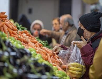 قیمت عمده میوه و سبزیجات در میدان بزرگ تره‌بار تهران
