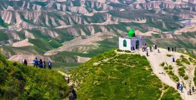 تپه‌ ماهورهای منطقه نمونه گردشگری خالد نبی در استان گلستان