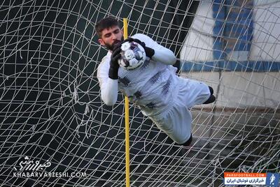 اسلحه پنهان دروازه‌بان استقلال در تبریز - پارس فوتبال | خبرگزاری فوتبال ایران | ParsFootball