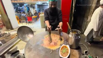 (ویدئو) غذای خیابانی در پاکستان؛ پخت واوایشکای مغز، زبان و قلوه بره