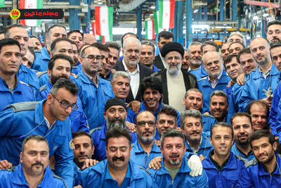 رئیس جمهور در روز کارگر، میهمان کارگران ایران خودرو دیزل بود