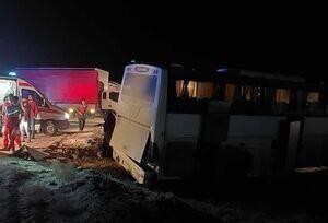 تصادف اتوبوس حامل دانش‌آموزان یزدی در محور طبس