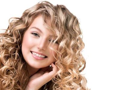 روش نگهداری از موی فر و وز ( راهکارهای ساده مراقبت از موی فر )