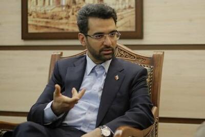 آذری جهرمی خطاب به مالک شریعتی: امنیتی‌ها مثل شما دهن لق نیستند که برای توجیه عملکرد اربابشان در شهرداری، دست به افشای وجود مصوبه‌ای سرّی در شورای عالی امنیت ملی بزنند / بابک زنجانی هم یک تراستی بود