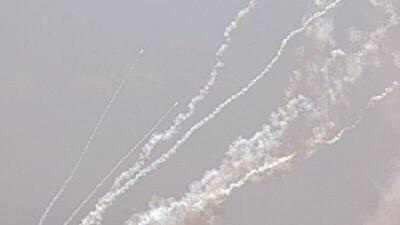 شلیک ۵۰ موشک از جنوب لبنان به الجلیل در موج جدید حملات حزب الله