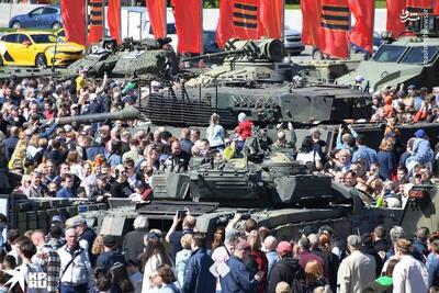 تصاویر تسلیحات اهدایی ناتو به اوکراین در میدان مسکو