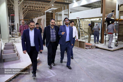 بازدید مدیرکل روابط عمومی وزارت نفت از فرآیند آماده‌سازی نمایشگاه نفت ایران