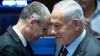 نتانیاهو از رفتن به زندان جان به در برد