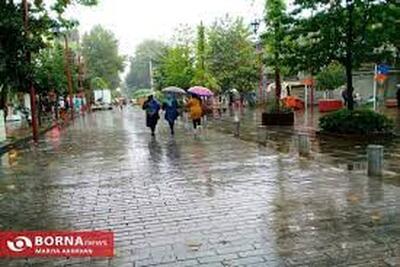 بارش خفیف باران در همدان