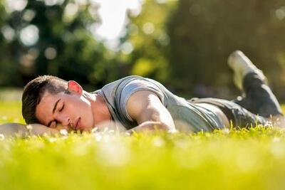 چرا در فصل بهار بیشتر احساس خستگی و خواب آلودگی می کنیم ؟