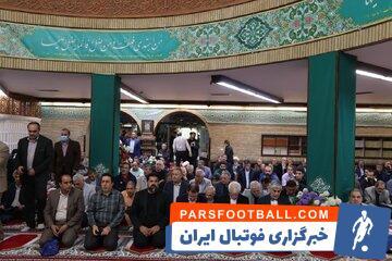 عکس‌| حضور وزیر ورزش در مراسم ترحیم یک گزارشگر - پارس فوتبال | خبرگزاری فوتبال ایران | ParsFootball