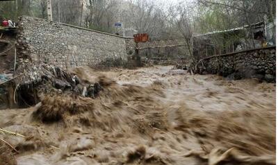 رودخانه‌های پاکدشت تهران طغیان کرد | ویدئو