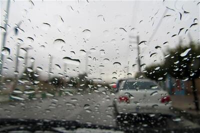 بارش در اکثر محورهای سمنان/ لزوم پرهیز از سفرهای غیرضرور