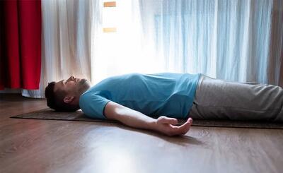 خوابیدن روی زمین مفید است یا مضر؟