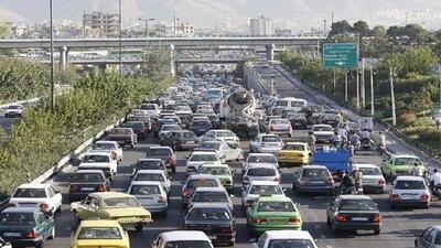 ترافیک پرحجم تهران اما در حال حرکت