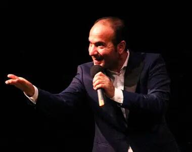 کلیپ خنده دار از حسن ریوندی | تفاوت فرهنگ ایران و خارج + فیلم