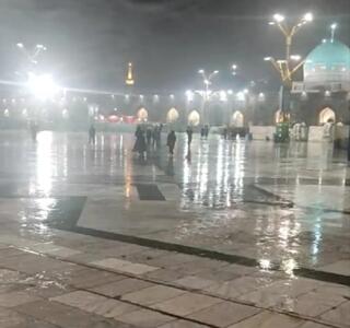 بارش شدید باران در حرم امام رضا(ع) + فیلم