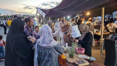 استقبال بی نظیر مردم از سیاه چادرهای عشایر در جشنواره روستایی قزوین 
