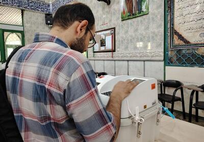 حضور پرشور مردم استان تهران در پای صندوق‌های رأی- فیلم فیلم استان تسنیم | Tasnim