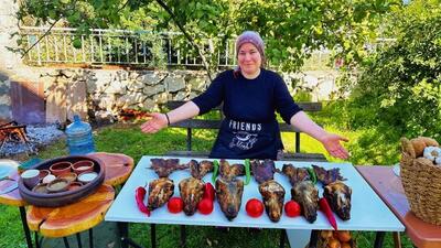 (ویدئو) فرآیند پخت کله پاچه به سبک بانوی روستایی اهل ترکیه