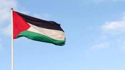 پرچم فلسطین به جای پرچم آمریکا برافراشته شد