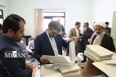 رئیس کل دادگستری استان آذربایجان غربی از مجتمع محاکم حقوقی ارومیه بازدید کرد