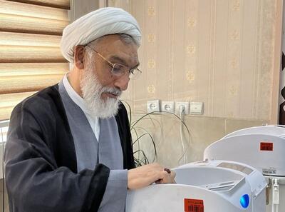 تصاویر حجت الاسلام پورمحمدی در شعبه اخذ رای انتخابات