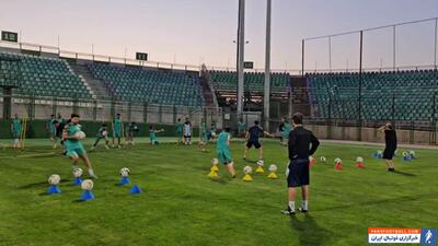 تمرینات پر نشاط ذوب آهن در فولادشهر - پارس فوتبال | خبرگزاری فوتبال ایران | ParsFootball