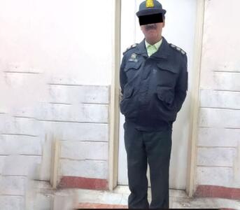 سرهنگ قلابی در صف نانوایی بازداشت شد + انگیزه عجیب برای پوشیدن لباس پلیس
