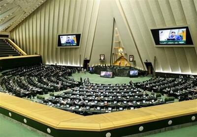 نشست فراکسیون گام دوم انقلاب اسلامی با حضور منتخبان مجلس - تسنیم
