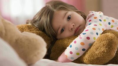 بررسی مشکلات کم خوابی کودکان از نگاه طب سنتی (فیلم)