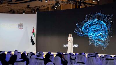 امارات از هوش مصنوعی «فالکون ۲» رونمایی کرد/ این کشور توان رقابت با غول‌های تکنولوژی را دارد؟