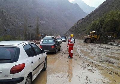 هشدار؛ ترافیک سنگین و بارش باران در جاده چالوس و هراز