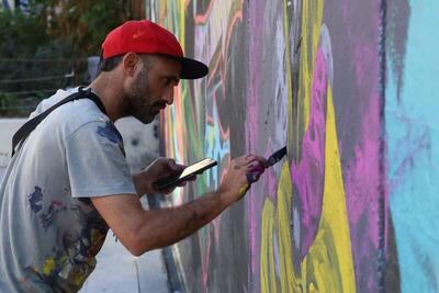 هنرنمایی هنرمند آرژانتینی در حمایت از مردم فلسطین