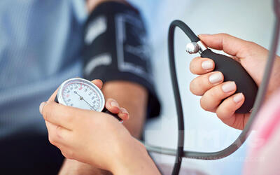 کمبود کدام ویتامین باعث فشار خون بالا میشود؟