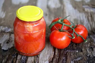 با این روش یه کنسرو گوجه فرنگی عالی درست کن