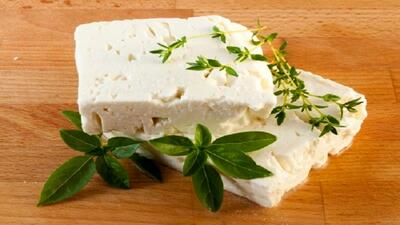 زیادی پنیر بخورید احتمال ابتلا به این دو سرطان بالا می رود