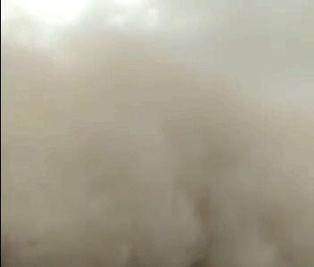 تصاویری هولناک از طوفان شن در گرمسار