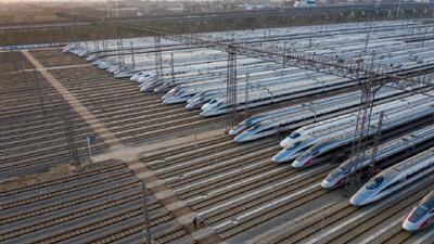 تصاویر باورنکردنی از ایستگاه عظیم قطارهای سریع السیر در چین | ویدئو