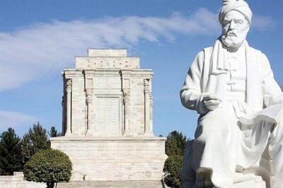 رهبر انقلاب: نگذاشتم قبر فردوسی را در توس خراب کنند | وقتی من مطلع شدم، چیزی نوشتم و فوراً به مشهد فرستادم ...
