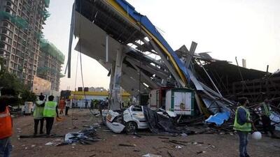 حادثه سقوط بیلبورد در هند با ۱۴ کشته
