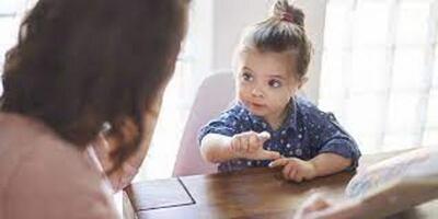کمک به حرف زدن کودک و نکات مهمی که باید بدانید