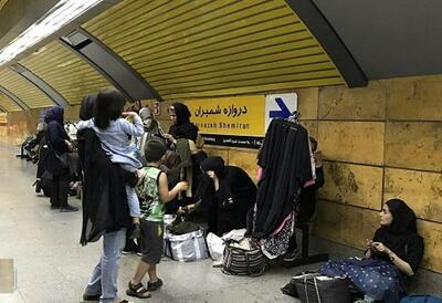 دست‌فروش کلاهبردار مترو دستگیر شد
