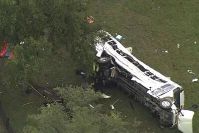 واژگونی اتوبوس در فلوریدا با 8 کشته و 45 زخمی