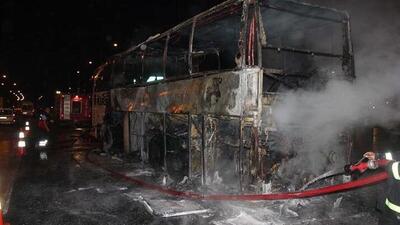 آتش سوزی اتوبوس مسافربری در هند/ ۹ نفر کشته شدند