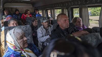 نبرد «ووچانسک»؛ هزاران اوکراینی مجبور به ترک خانه و کاشانه خود شدند